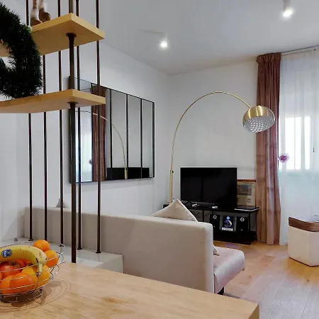 Apartment Piazza Di Spagna - Donata, Strollingrome